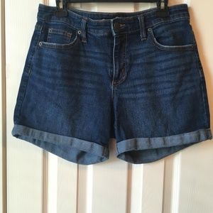 UNIVERSAL THREAD SHORTS